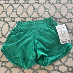 lululemon athletica Vibrant Green Hotty Hot HR Short 4" *Lined